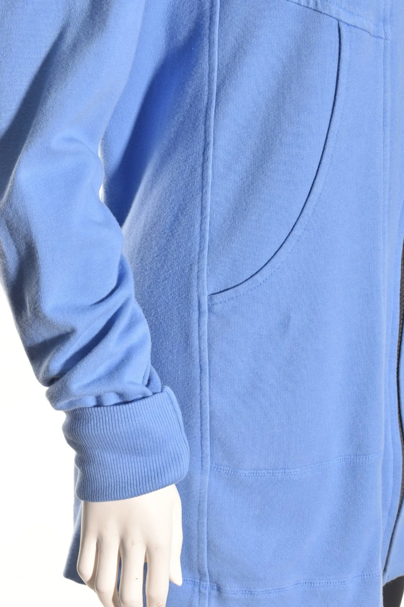 Color Me Cotton. Zip Front Hoodie With Yoke Bands Pockets.