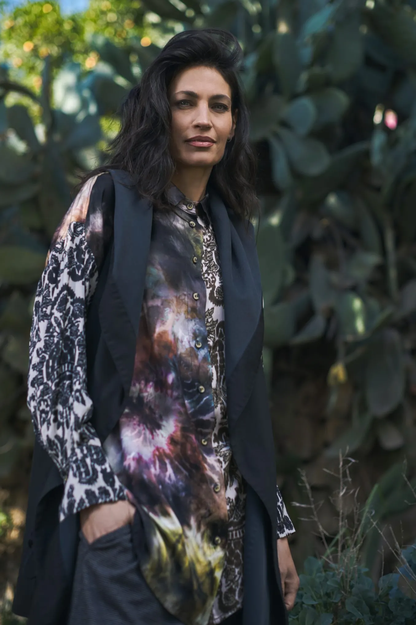 Alembika. Long Hoodie Vest.