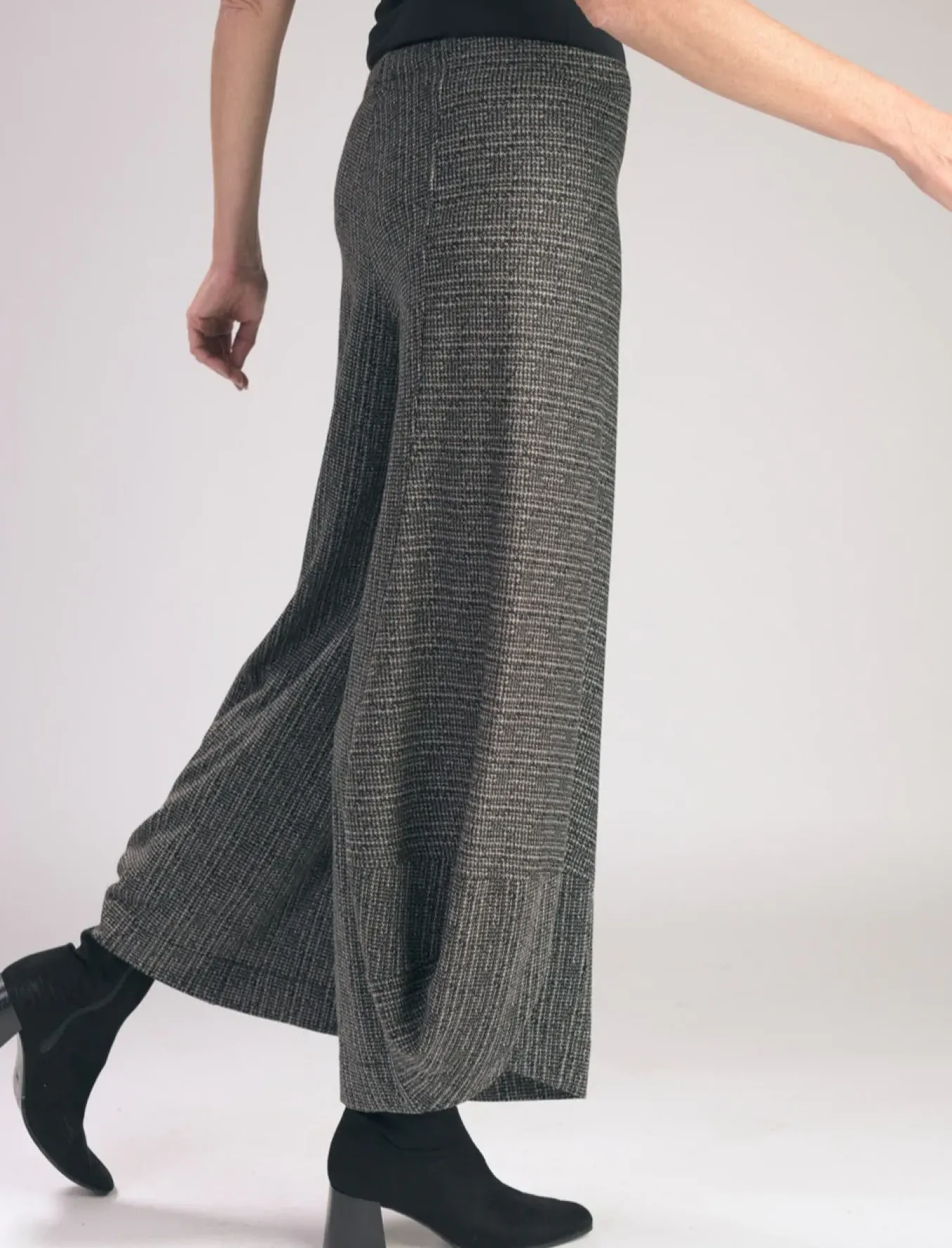 Alembika. Punto Pant.