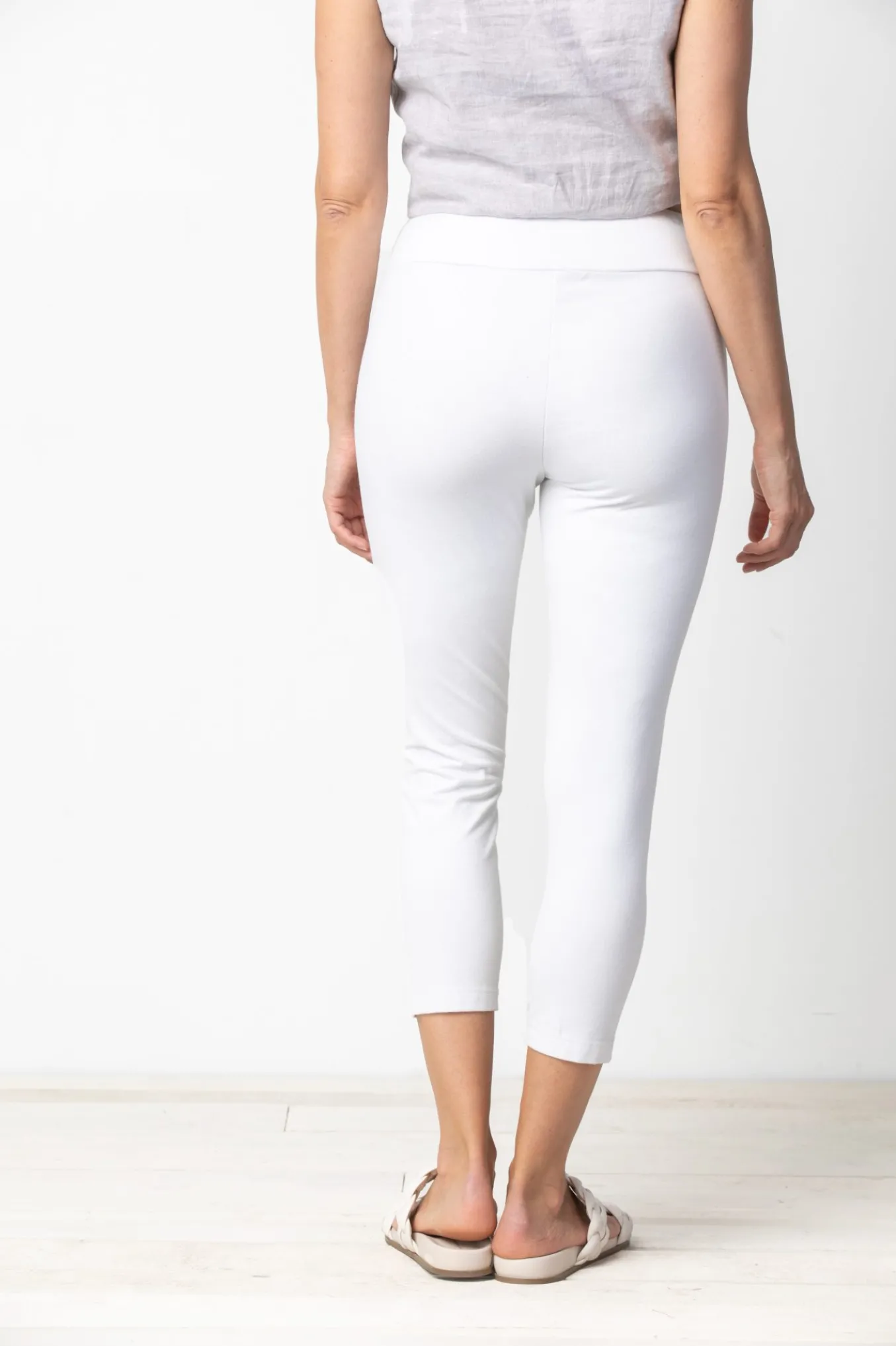 Habitat. Stone Wash Cotton Crop Pant In * *.