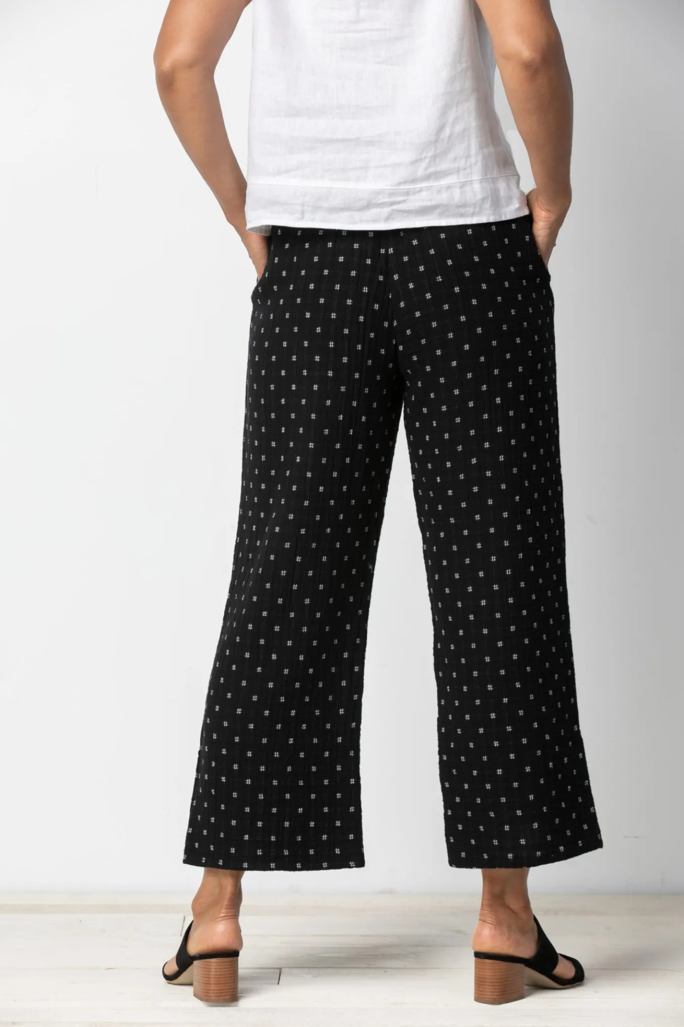 Habitat. The Double Cotton Easy Crop Pant.