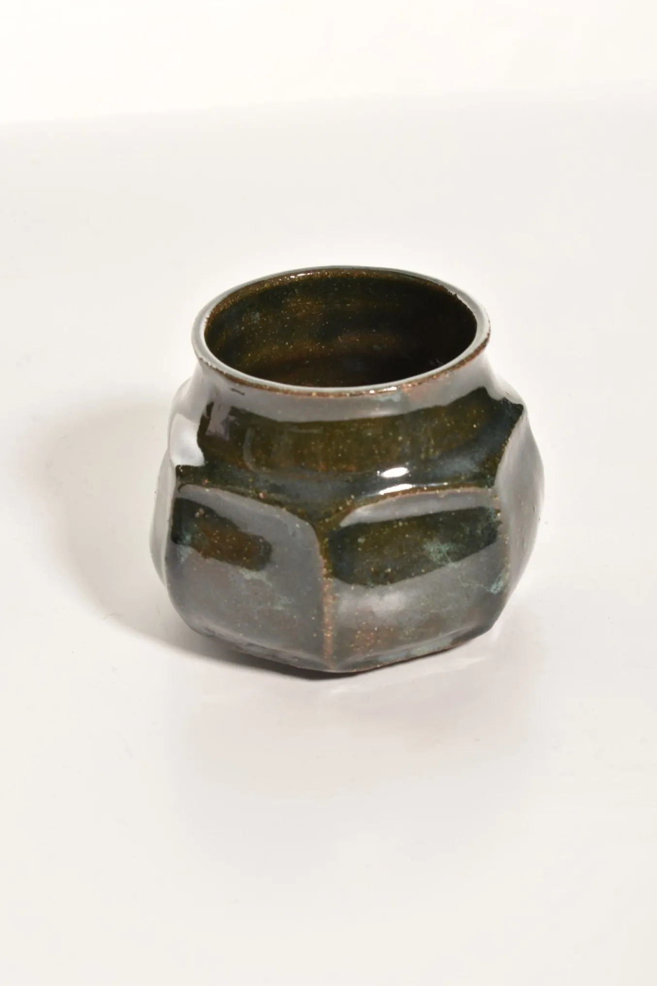 Lea's Pottery. Small Bowl. #03352.