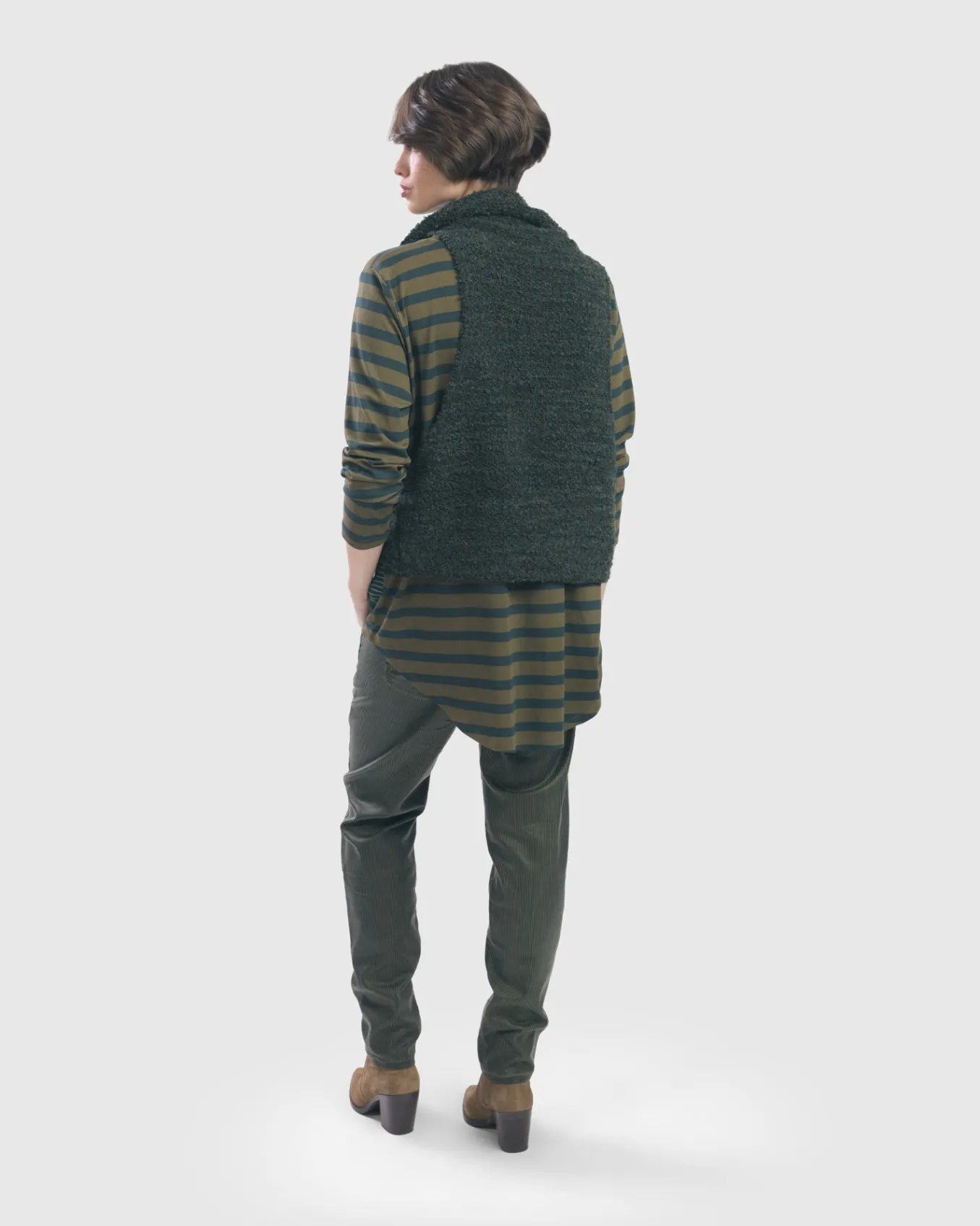 Alembika. Boucle Sweater Vest.