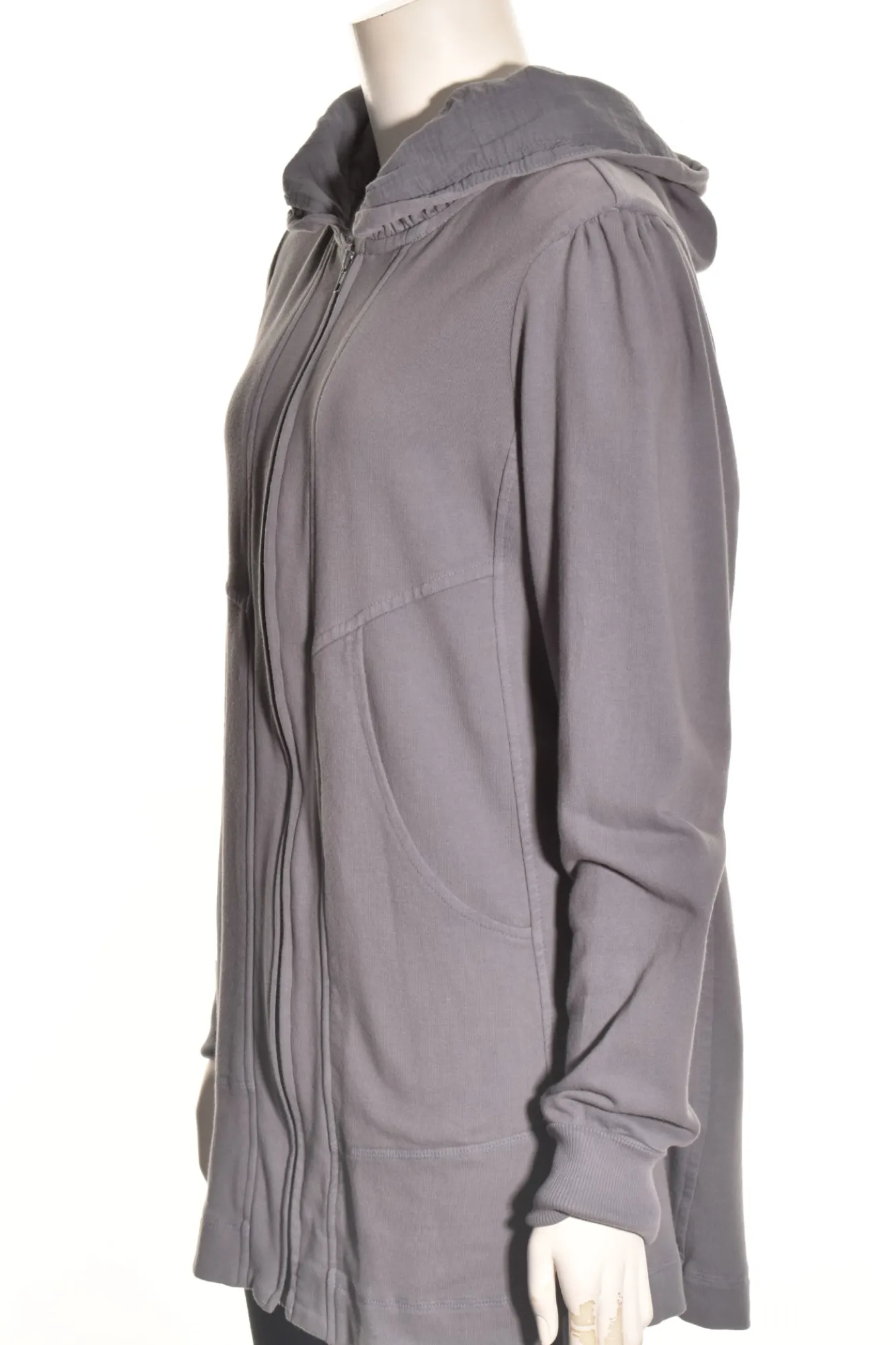Color Me Cotton. Zip Front Hoodie With Yoke Bands Pockets.