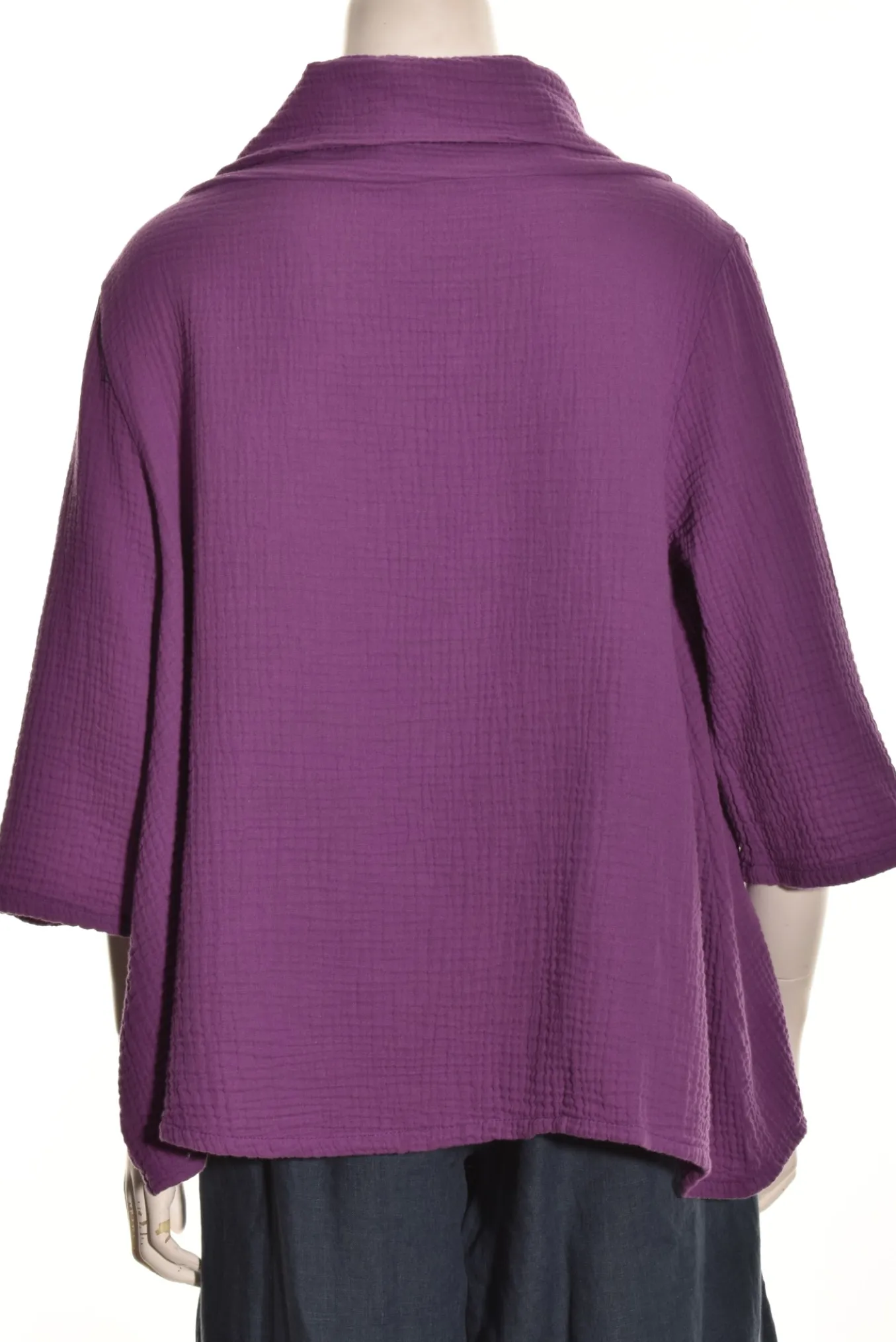 Bryn Walker. 3/4 Sleeve Etta Shirt.