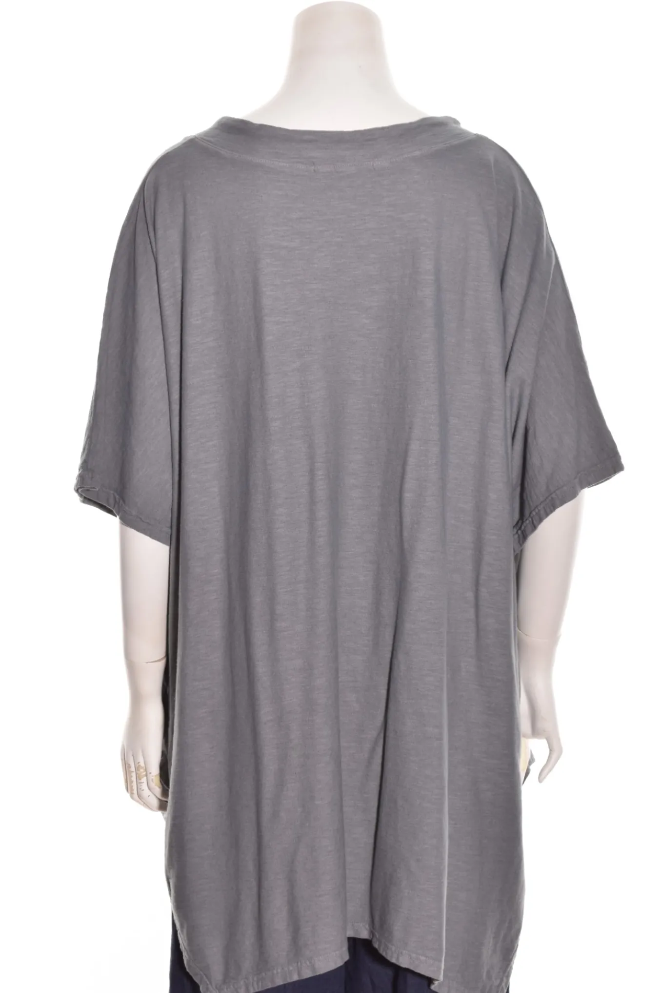 Cut Loose. One Size Pocket Cowl.