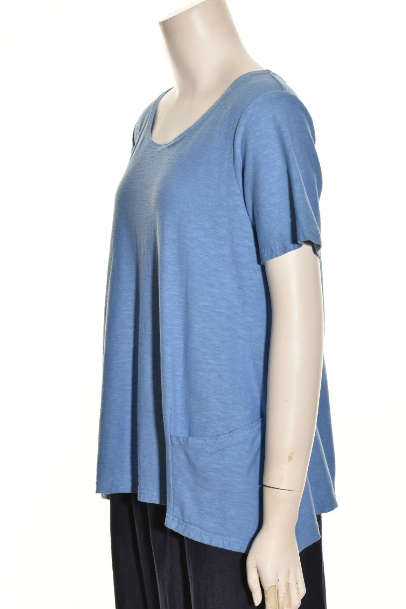 Cut Loose. Pocket Swing Tee.