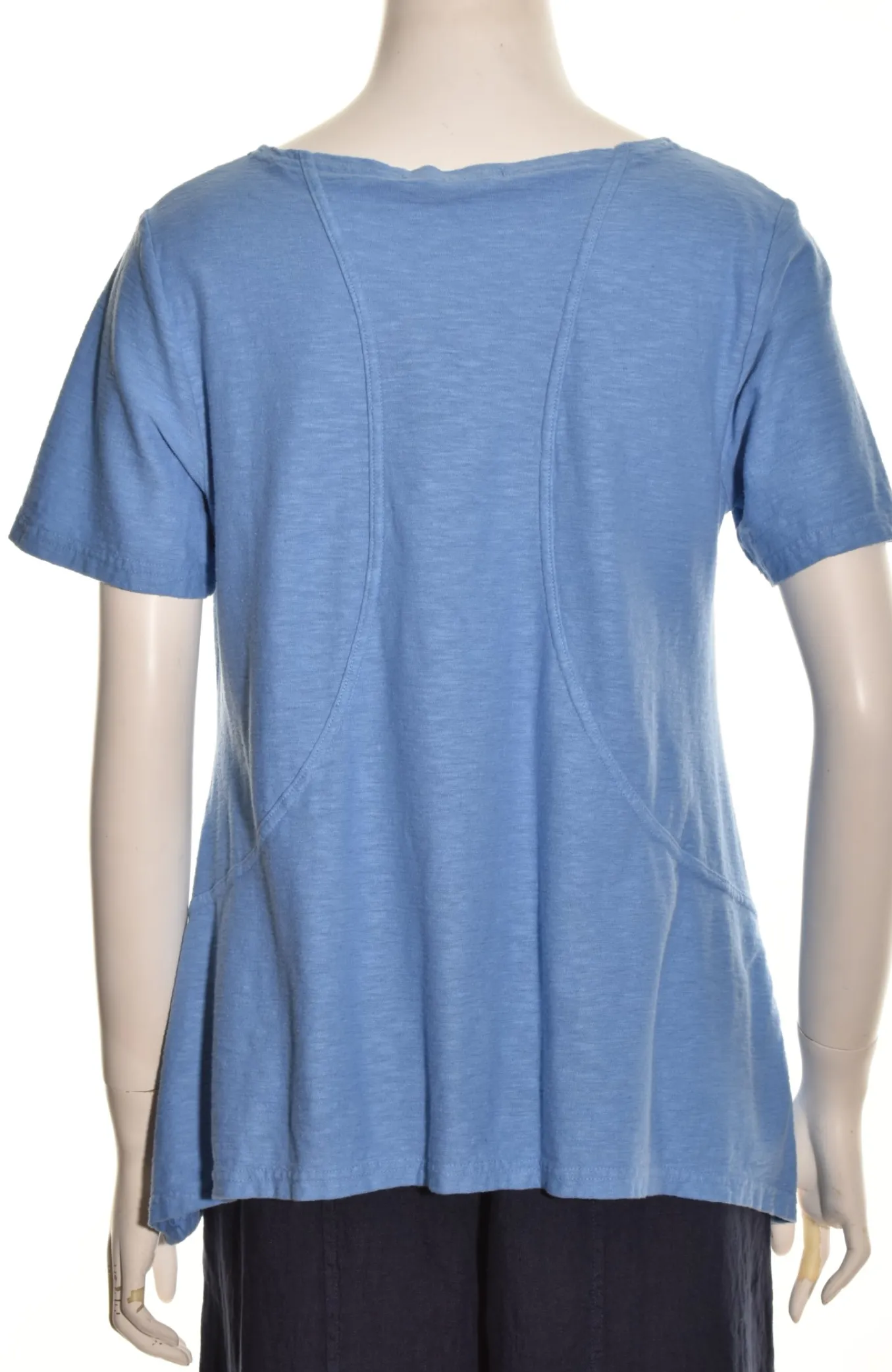 Cut Loose. Pocket Swing Tee.