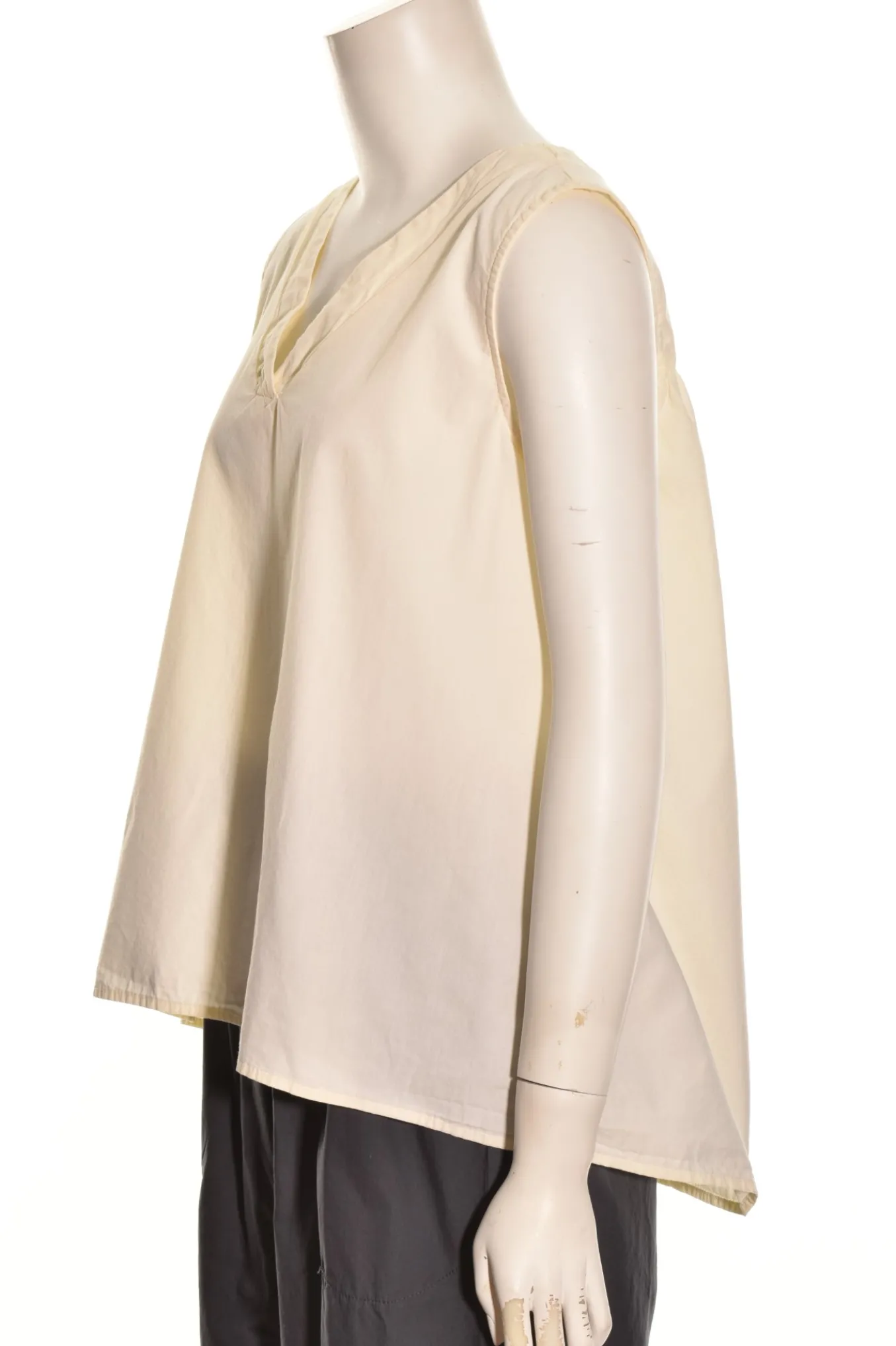 Cut Loose. Organic Poplin V-Neck Tank.