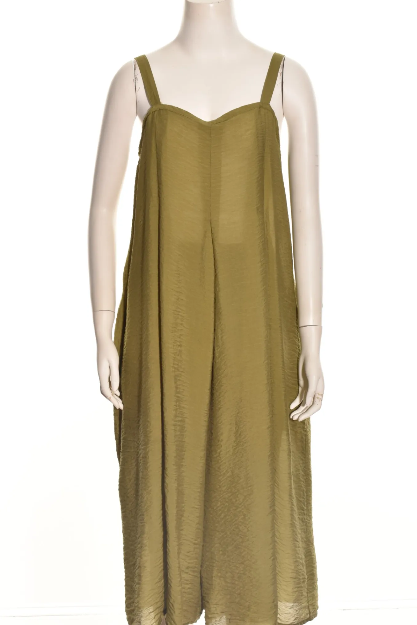 Cut Loose. Parachute Material Crop Jumpsuit.